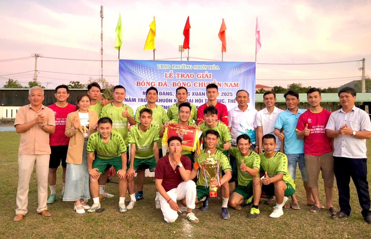Phường Nhơn Hoà bế mạc, trao giải giải bóng đá, bóng chuyền nam mừng Đảng mừng Xuân Ất Tỵ 2025